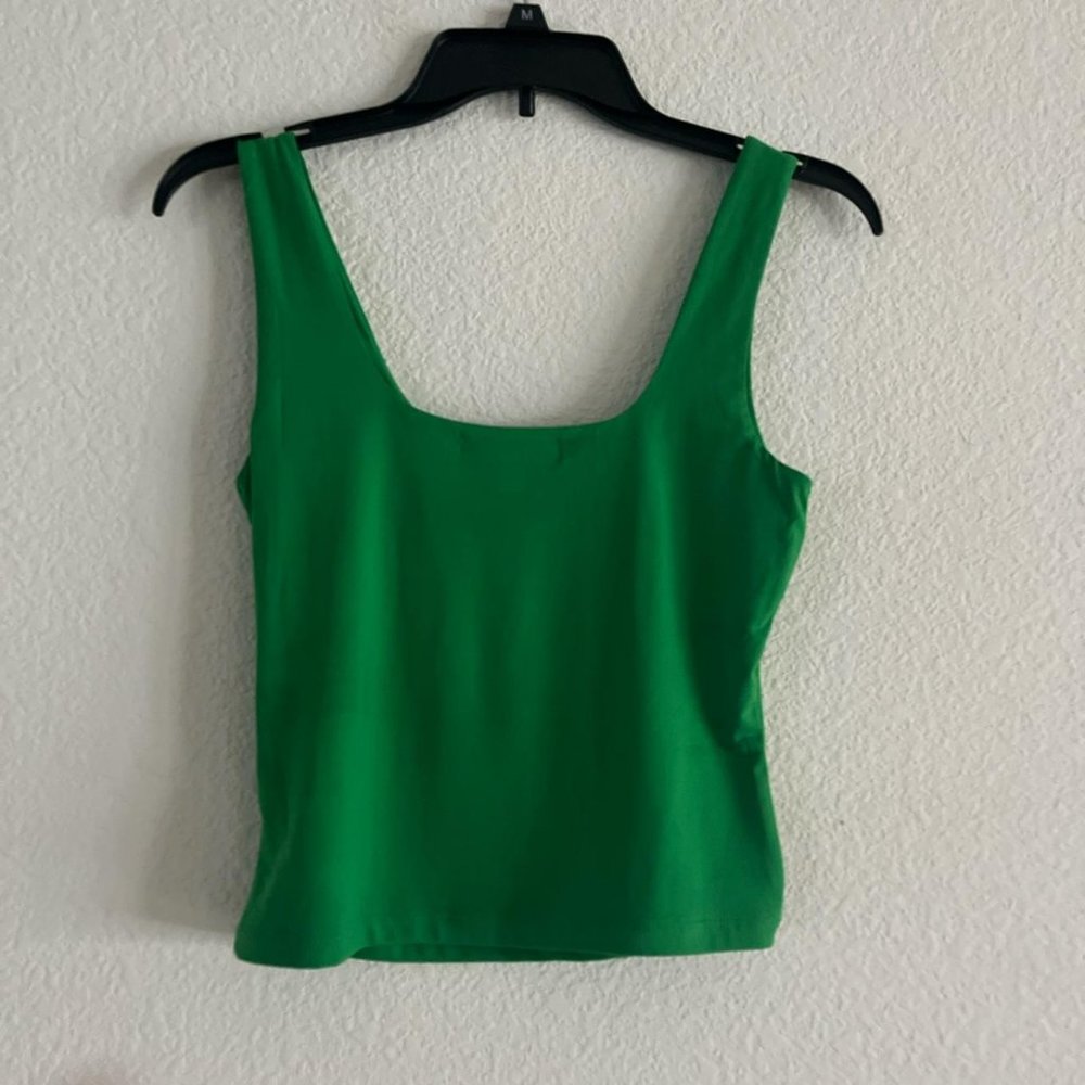GREEN TOP - Picture 2 of 3